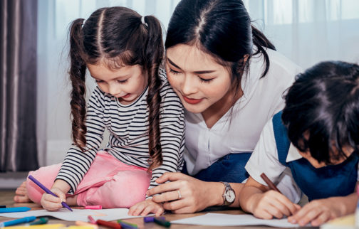MomChildren Coloring 504x322